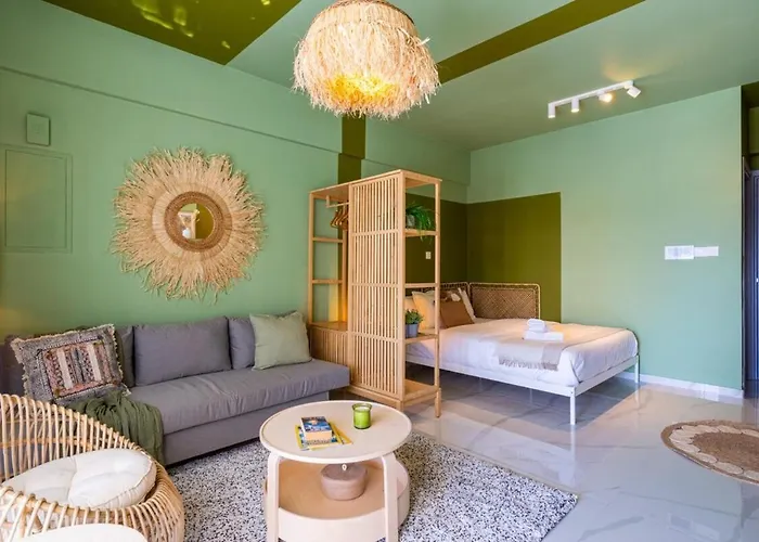 Sunstone - Cozy W Terrace In Appartement