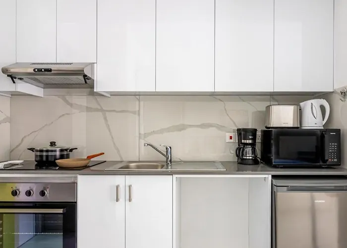 Apartament Sunstone - Cozy W Terrace In